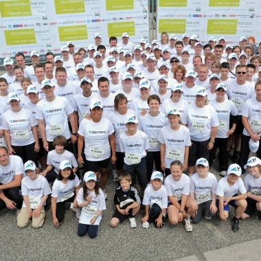 Hermes Mitarbeiter laufen für einen guten Zweck beim HSH Nordbank Run