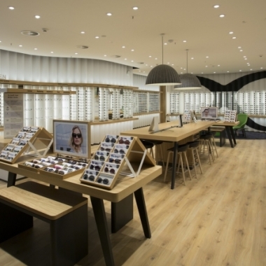 Der erste Mister Spex Store im Alexa in Berlin.