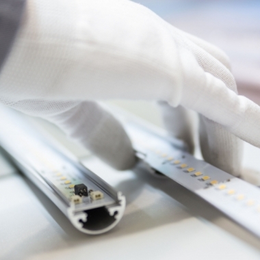 Ausschnitt aus der Produktion unserer LED-Röhren (Made in Germany)