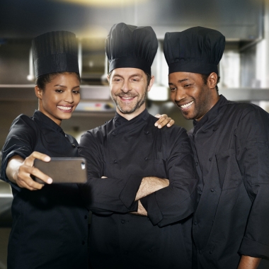 Alle offenen Stellen bei AccorHotels finden Sie hier: http://bit.ly/2luh3dv