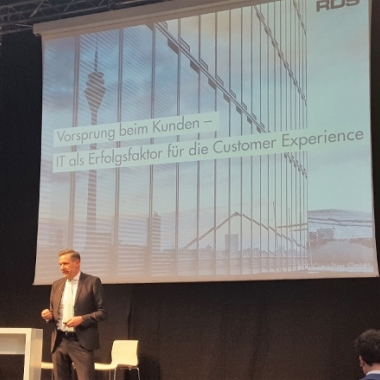 Unser Kollege Alexander Otterbach hält einen Vortrag auf der CeBIT 2017 in der Digital Marketing Arena.