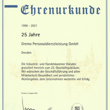 die IHK gratuliert zu 25 Jahren DREMO