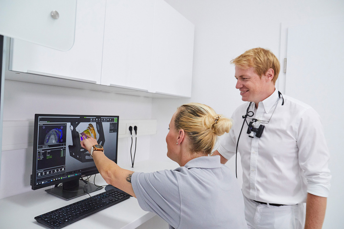 AllDent Zahnzentrum profile header