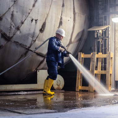 Vebego Mitarbeiter der Industriereinigung