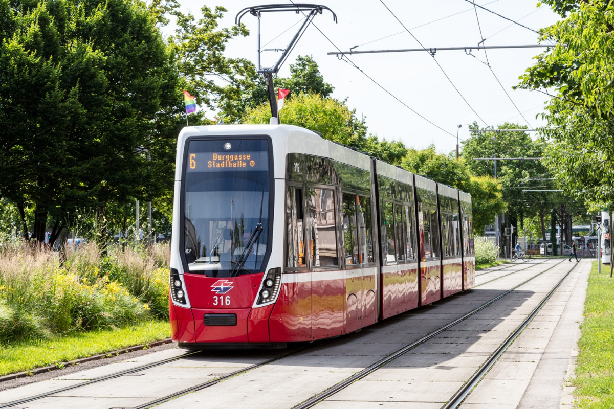 Wiener Linien profile header