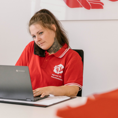 Agentur für Haushaltshilfe Büroarbeit