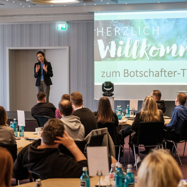 Botschafter-Treffen. Botschafter im Dialog