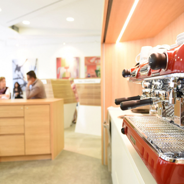 Kaffee in einer Bankfiliale? Freilich - z. B. in unserer Filiale Frauenplatz mitten in der Münchner Innenstadt.