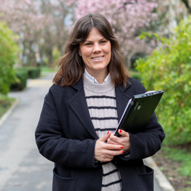 Lerne unsere Mitarbeitenden kennen. Das ist Ingela, Projektleiterin Wärme.