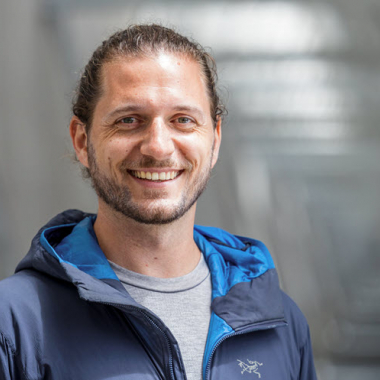 Lerne unsere Mitarbeitenden kennen. Das ist Pascal, Leiter Investments.