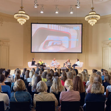 Damit mehr Frauen den Weg in die Energiebranche und letztlich auch zu IWB finden, engagieren wir uns stark mit verschiedensten Initiativen.