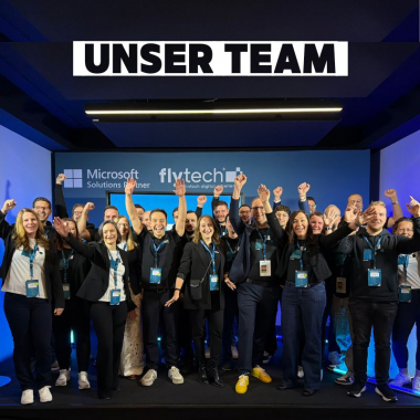Die #cloudheroes beim Open House zum 25-jährigen Jubiläum: Wir sind ein Team, das gemeinsam wächst, begeistert und die digitale Zukunft gestaltet – gemeinsam mit unseren Kundinnen und Kunden.