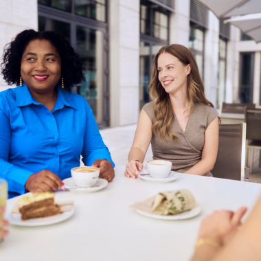 Unsere Barista Bars laden zum Austausch und Netzwerken ein – guter Kaffee inklusive.