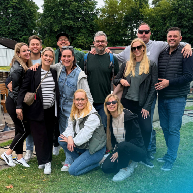 Team Event - HR & Marketing: Floßfahrt & Deluxe Grillen