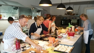 After-Work-Cooking.jpg After-Work-Cooking.jpg